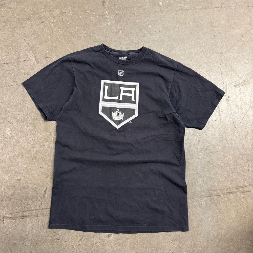 Reebok NHL Los Angeles Kings Jonathan Quick 32 Black Graphic T-Shirt Mens L‎